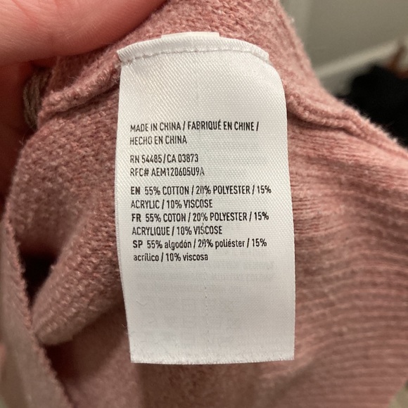 American Eagle Sweater - Picture 3 of 4